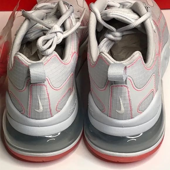 Nike Air Max 270 Special Edition Men Size 10 White &amp; Pink Sneakers Running Shoes