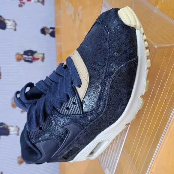 Nike Air Max 90 Dark Obsidian Blue Tan Khaki &amp; White Women's 6.5 sneaker shoes