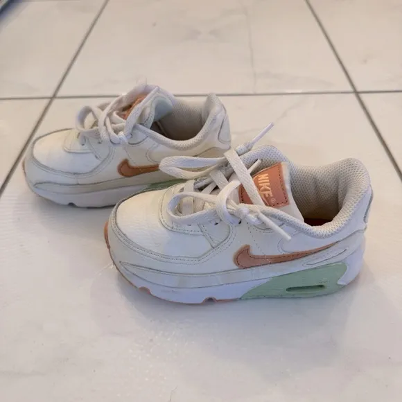 Nike Air Max 90 LTR Little Kids’ Shoes Pale Ivory/Phantom/Honeydew/Amber Brown)