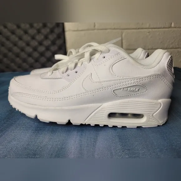 Nike Air Max 90 LTR Triple White GS Size 5y New