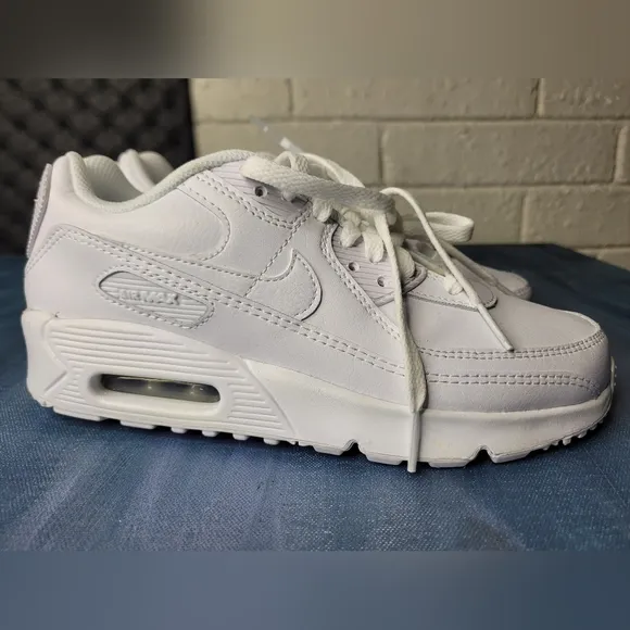 Nike Air Max 90 LTR Triple White GS Size 5y New