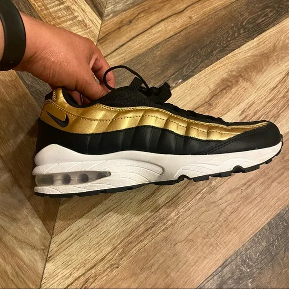 NIKE AIR MAX 95 LX WHEAT GOLD