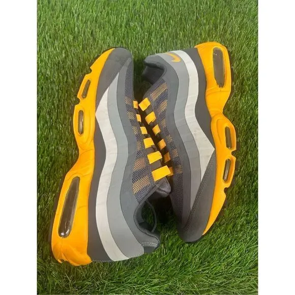 Nike Air Max 95 No Sew Grey Laser Orange 2013 616190-080 Men’s Size 11