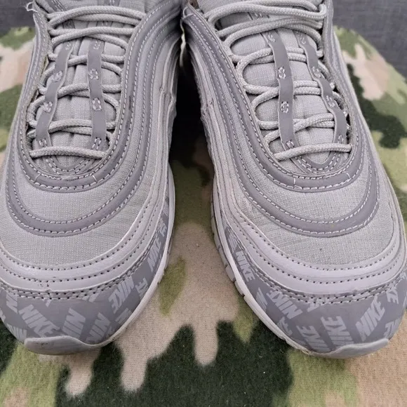 Nike Air Max 97 Wolf Grey Low Top Reflective Running Shoes BQ3165-001 SZ 8