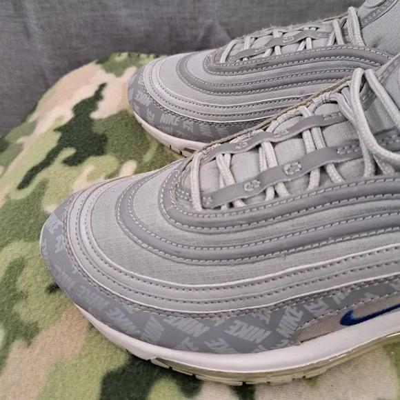 Nike Air Max 97 Wolf Grey Low Top Reflective Running Shoes BQ3165-001 SZ 8