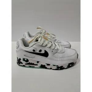 Nike Air Max Size 3Y FJ3166-100 Pre Owned Great‎ Condition White With Flower