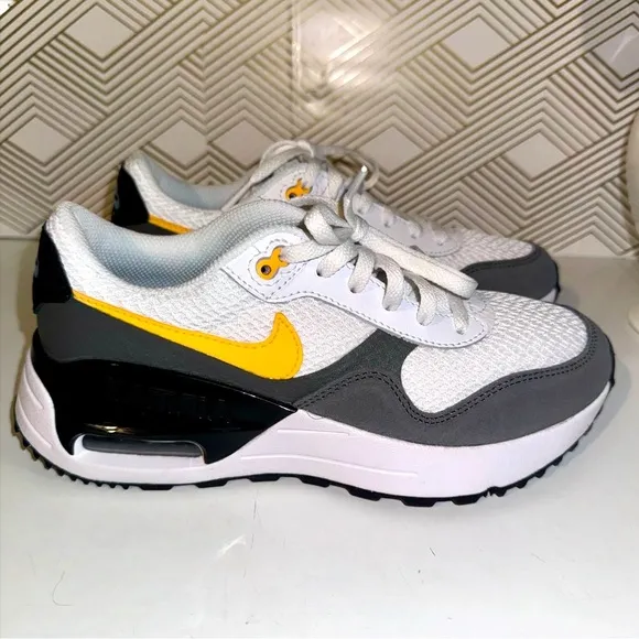 Nike Air Max SYSTM GS ' Kids Grey White Laser Orange' Nike Shoes Size 3.5Y