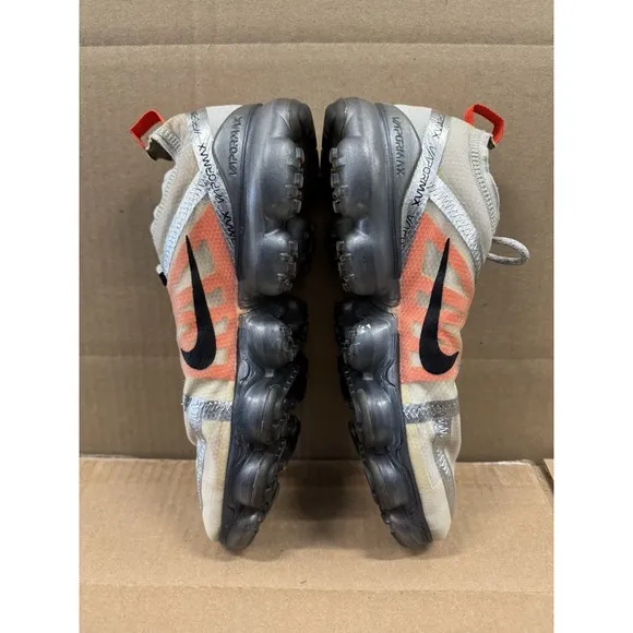 Nike Air VaporMax 2019 Pure Platinum Team Mens Size 8.5 Athletic Shoes Sneakers