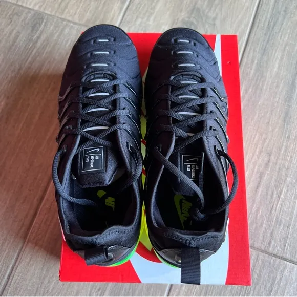 Nike Air Vapormax Plus （ box without lid )