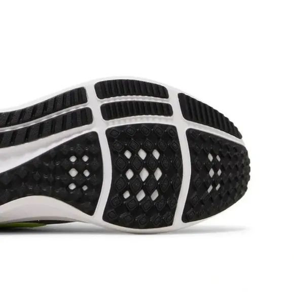 Nike Air Zoom Pegasus 39 Black Running Shoes Unisex Size 5.5Y