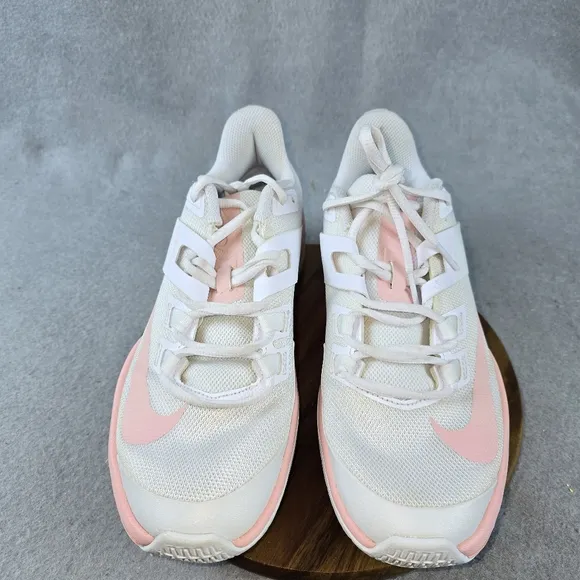 Nike Court Vapor Lite Tennis Shoes, Size 8.5 W