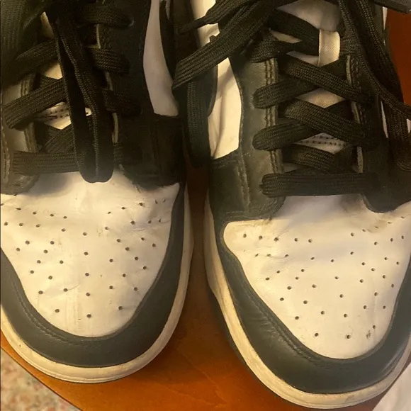 Nike Dunks Low Men's Black and White Sneakers