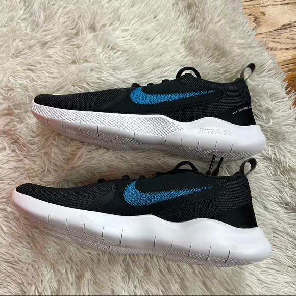Nike FLEX EXPERIENCE RUN 10  Shoes Sneakers Size 8 W 4E - MENS