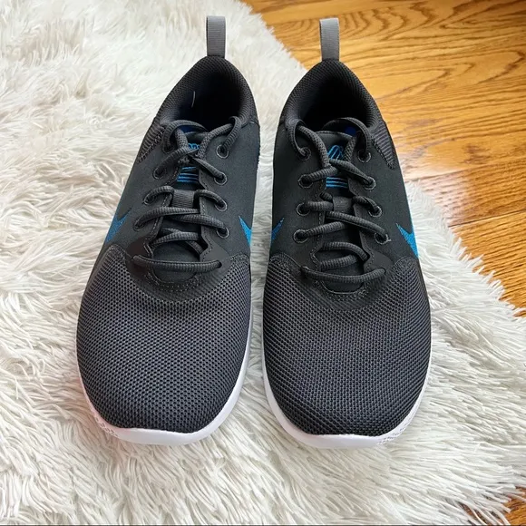 Nike FLEX EXPERIENCE RUN 10  Shoes Sneakers Size 8 W 4E - MENS