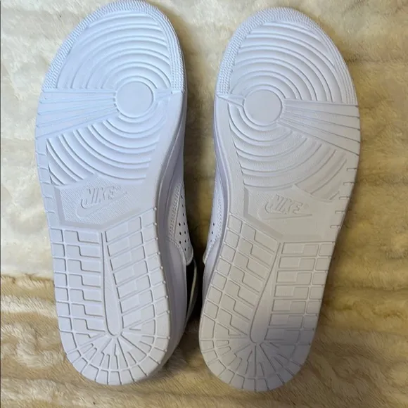 Nike Jordan Access White and Black Sneakers Size 9.5