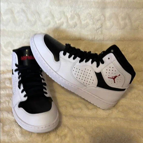 Nike Jordan Access White and Black Sneakers Size 9.5