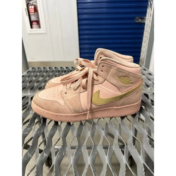 Nike Kids Air Jordan 1 Mid BQ6931-600 Coral Sneaker Shoes Size 6.5 Women's‎ 7.5