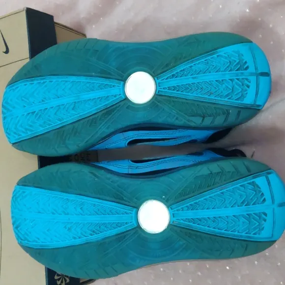 Nike LeBron 7 LLv. QS  All Star shoes size U S 5Y