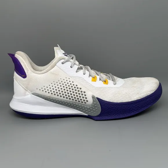 Nike Mamba Fury Basketball Shoes CK2087-101 Men's Sz 11.5