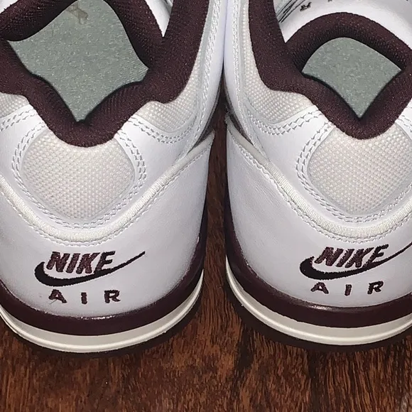 Nike Mens Air Flight 89