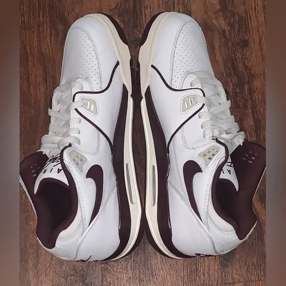 Nike Mens Air Flight 89
