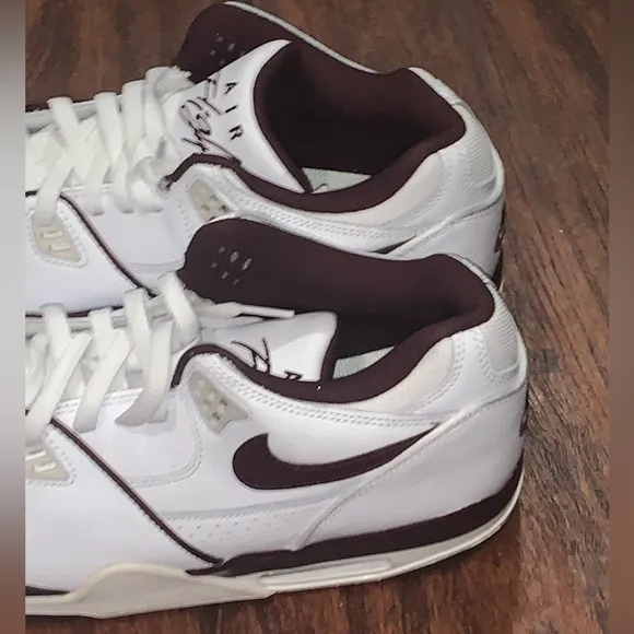 Nike Mens Air Flight 89
