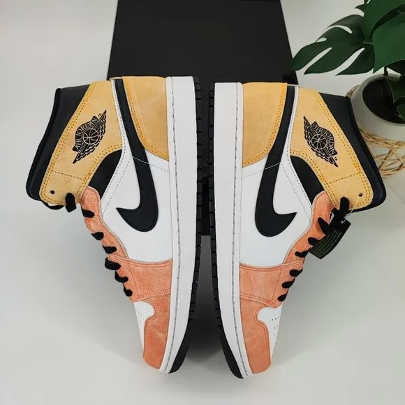 Nike Men's Air Jordan 1 Mid Flight Club Magic Ember Sundial Shoes Size 12