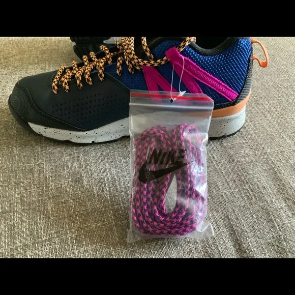 Nike Okwahn II ACG Obsidian Fuel Trail Pink Men’s Size 4.5, Women’s Size 6 NEW