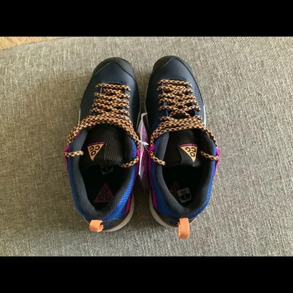 Nike Okwahn II ACG Obsidian Fuel Trail Pink Men’s Size 4.5, Women’s Size 6 NEW