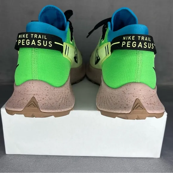 🔥🔥🔥Nike Pegasus Trail 2 Sneakers Size: 10.5🔥🔥🔥