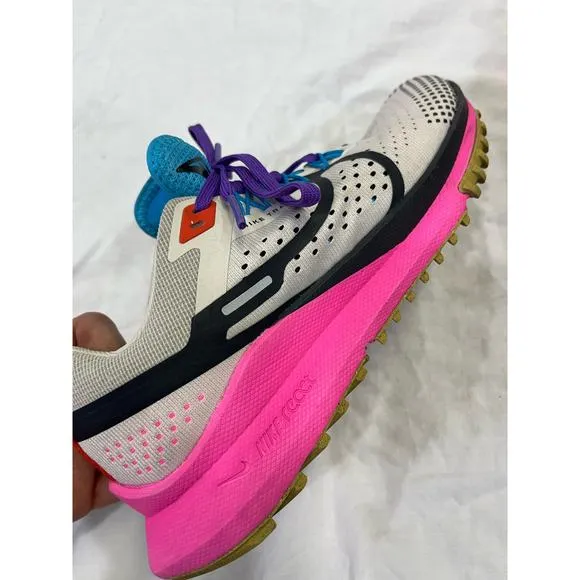 Nike Pegasus Trail 4 Women's Trail Running Shoes, Size 6, White/Pink