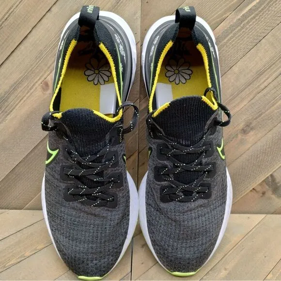 Nike React Flyknit Run Daisy Running Sneakers Mens Size 10.5 Grey Yellow‎ Black
