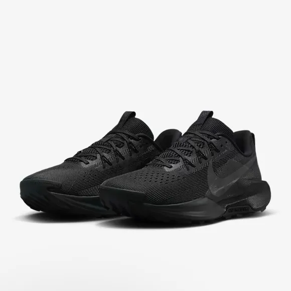 Nike ReactX Pegasus Trail 5 Running Shoes Size 10.5 DV3864-002 $150