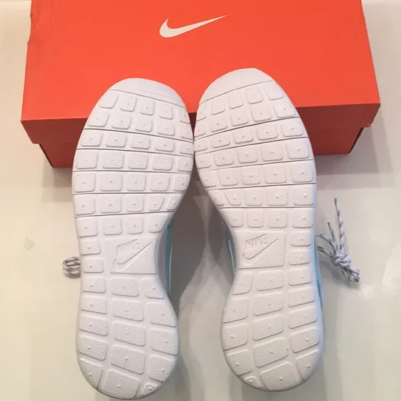 NIKE Roshe One Print Round Toe Shoes