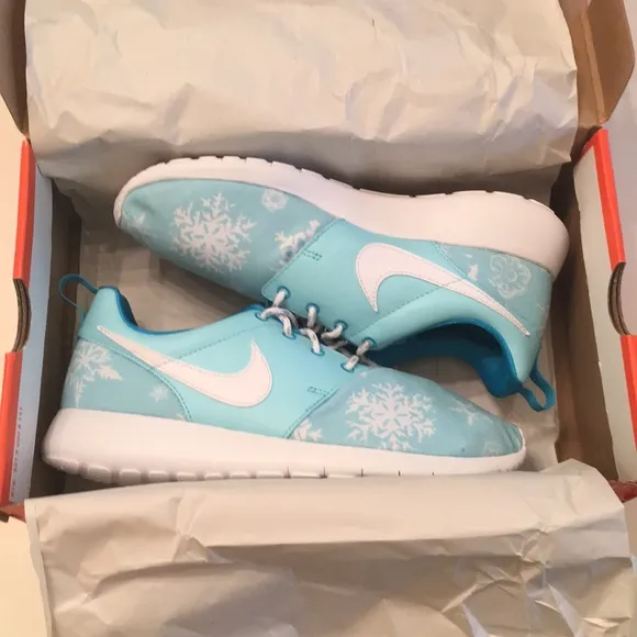 NIKE Roshe One Print Round Toe Shoes