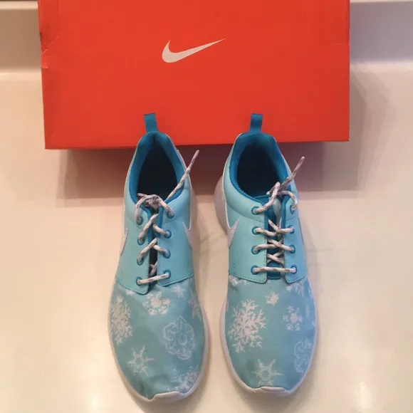NIKE Roshe One Print Round Toe Shoes