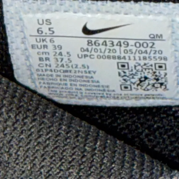 Nike SB BLAZER MID, SUEDE Men's Black and White High-Top Sneakers,