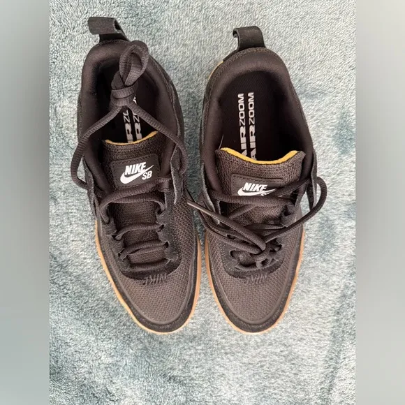 Nike SB Day One Big Kid Skates Shoes