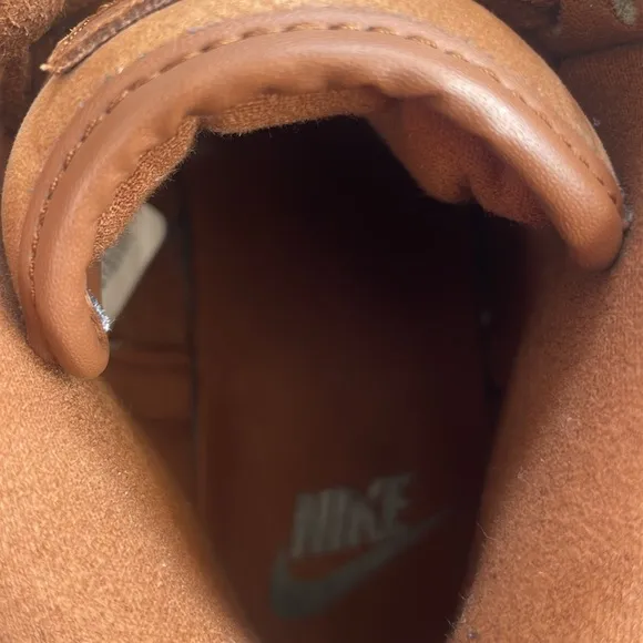 NIKE WOMENS DUNK HIGH PREMIUM - PECAN/ PECAN/ WHITE