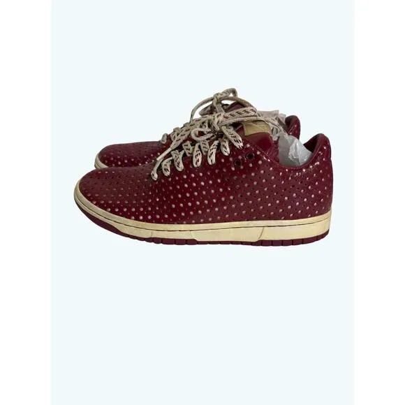 Nike Womens Dunk Low Supreme Perforated Estadio 9.5