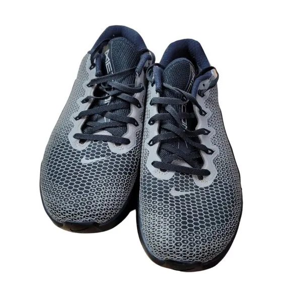 Nike Women’s Metcon 5 X CD4951-001 Gray Running Shoes Sneakers Size 9.5