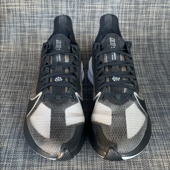 Nike Zoom Gravity 'Black Wolf' Running Shoes BQ3203-002 Women’s size 6