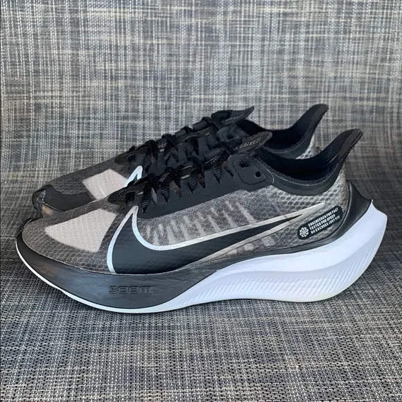 Nike Zoom Gravity 'Black Wolf' Running Shoes BQ3203-002 Women’s size 6