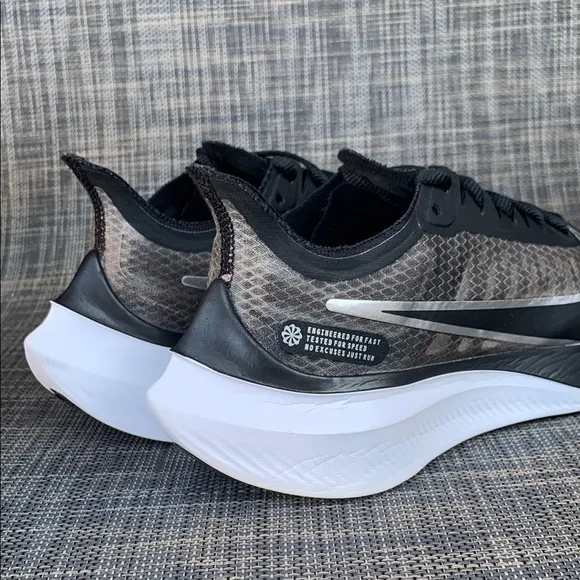 Nike Zoom Gravity 'Black Wolf' Running Shoes BQ3203-002 Women’s size 6