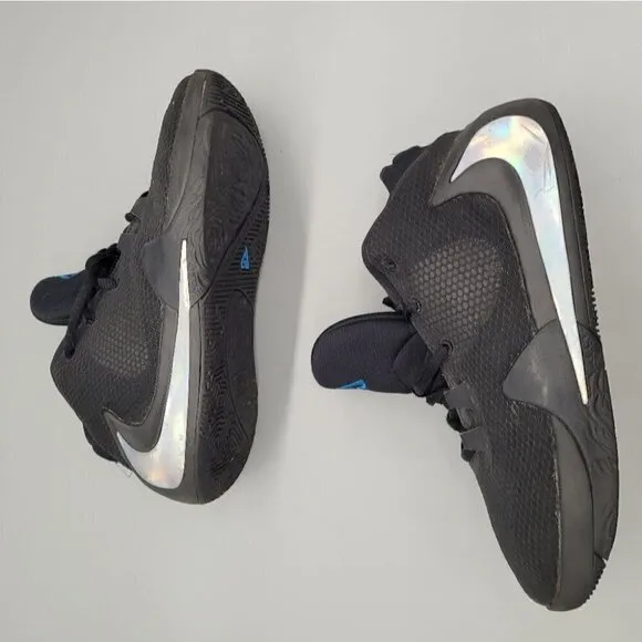 Nike Zoom Greek Freak 1 Black Iridescent Basketball Shoes Size 6.5 Youth