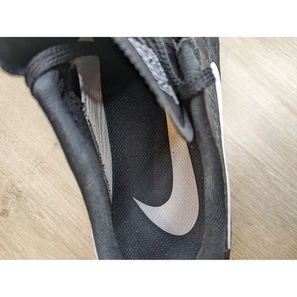 Nike Zoom Pegasus 37 Running Shoes Lightweight Cushioned Black White Mens 10