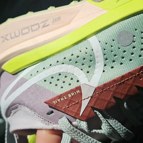 Nike ZoomX Women's Running Shoes - Green and Pink Size 7