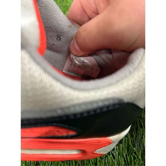 Nike Air Max 90 Infrared 2020 - Size 8