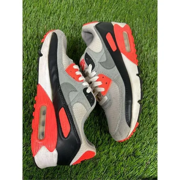 Nike Air Max 90 Infrared 2020 - Size 8