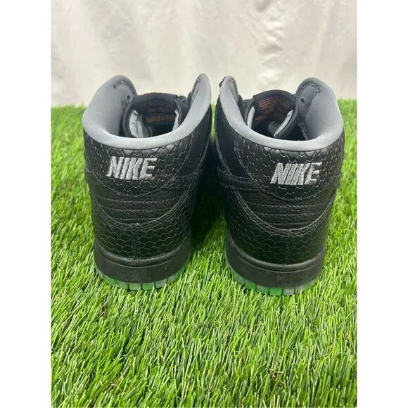 Nike Dunk Mid  PRM Headless Horsemen FQ8749 010  Black/Grey Men Size 11
